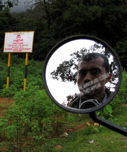 Agumbe ghat caution board and me