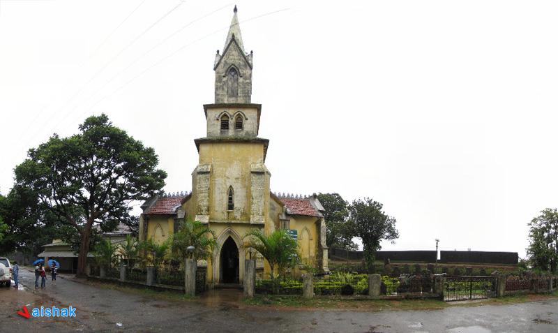 Government museum (Church building) and Public Library (left), Madikeri (Stitched Panorama)