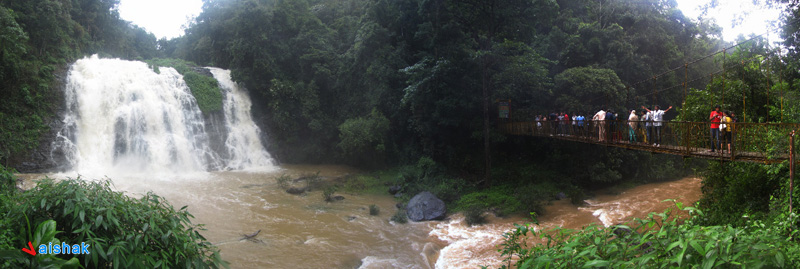 A parallel hanging bridge constructe to enjoy the view of Abbey Fall, Madikeri (Panorama)